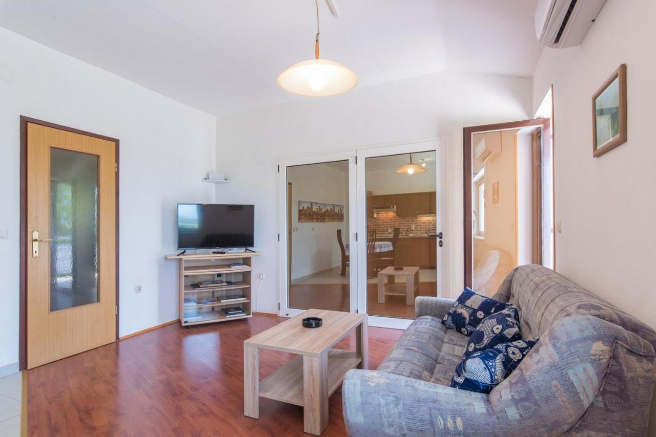 Kadumi Apartments Kadum 25 מראה חיצוני תמונה